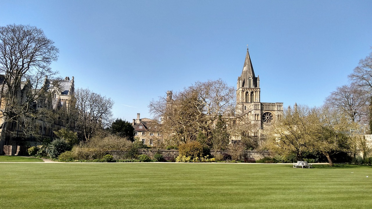 ¿Dónde se encuentra Oxford University Press?